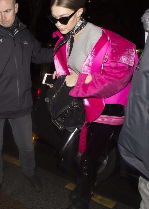 Gigi Hadid Arrives at her hotel in Paris