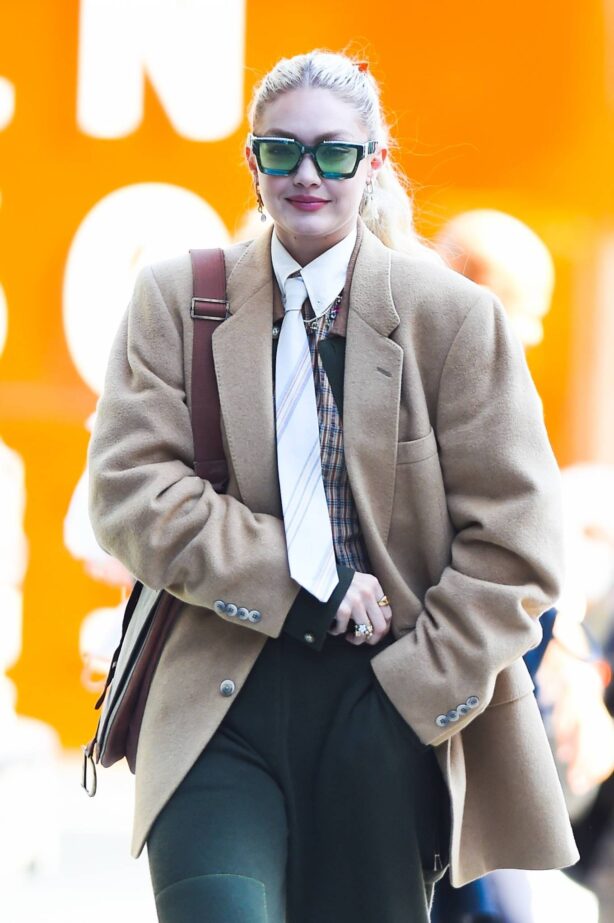 Gigi Hadid - Dons bussines look while out in New York