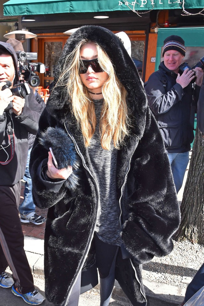 Gigi Hadid in Black Fur Coat Out in New York City