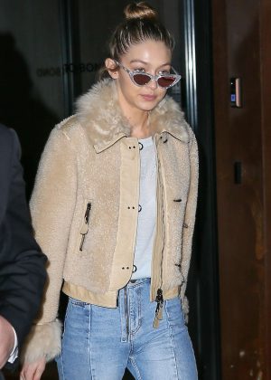 Gigi Hadid in Jeans Leaves her apartment in NY