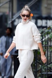 Gigi Hadid - Out and about in Manhattan