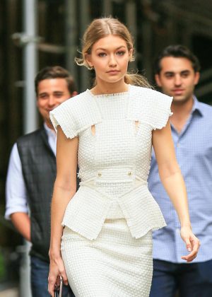 Gigi Hadid - Out for lunch in New York