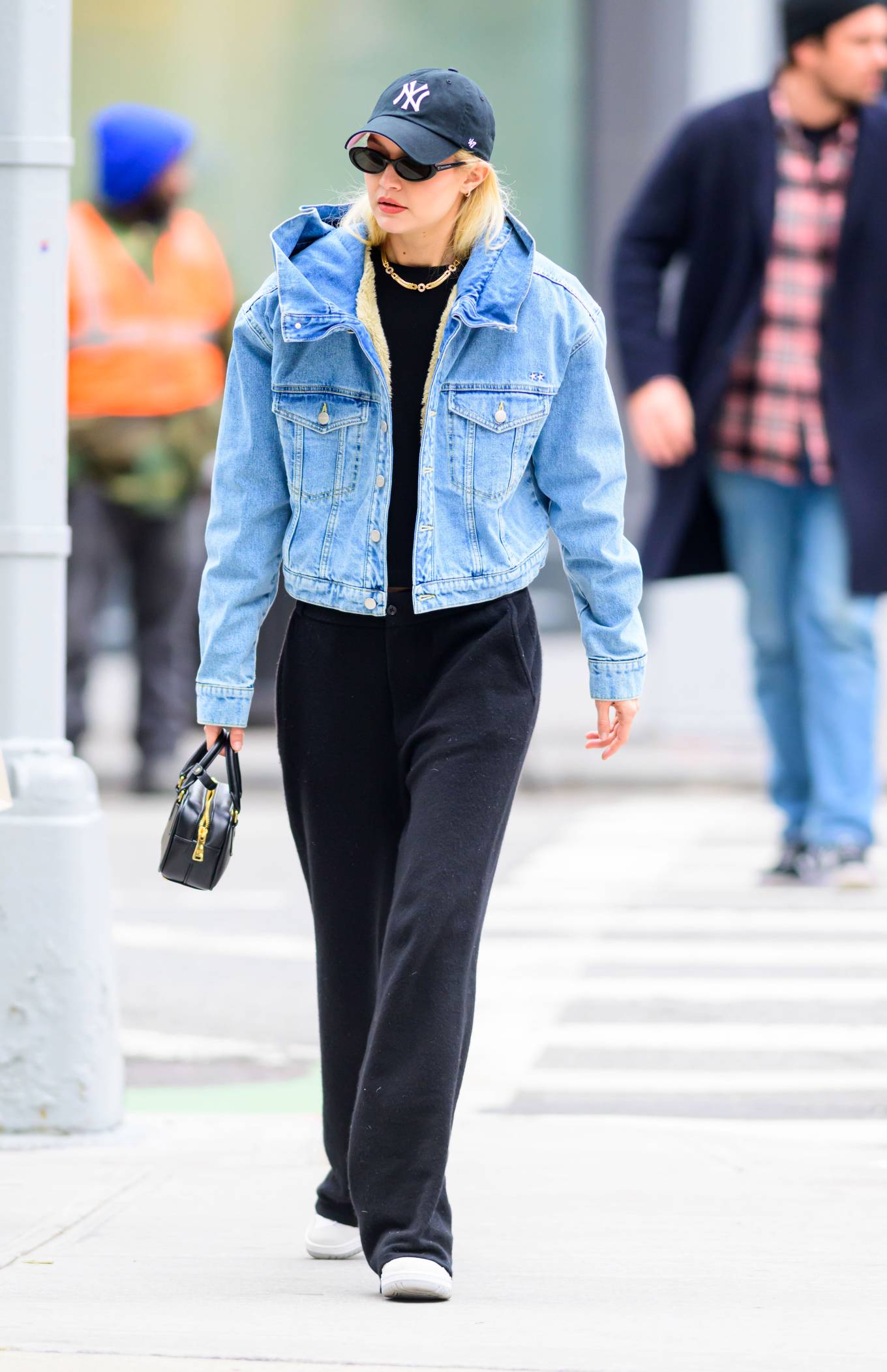 Gigi Hadid 2023 : Gigi Hadid – Stepping out in New York-08