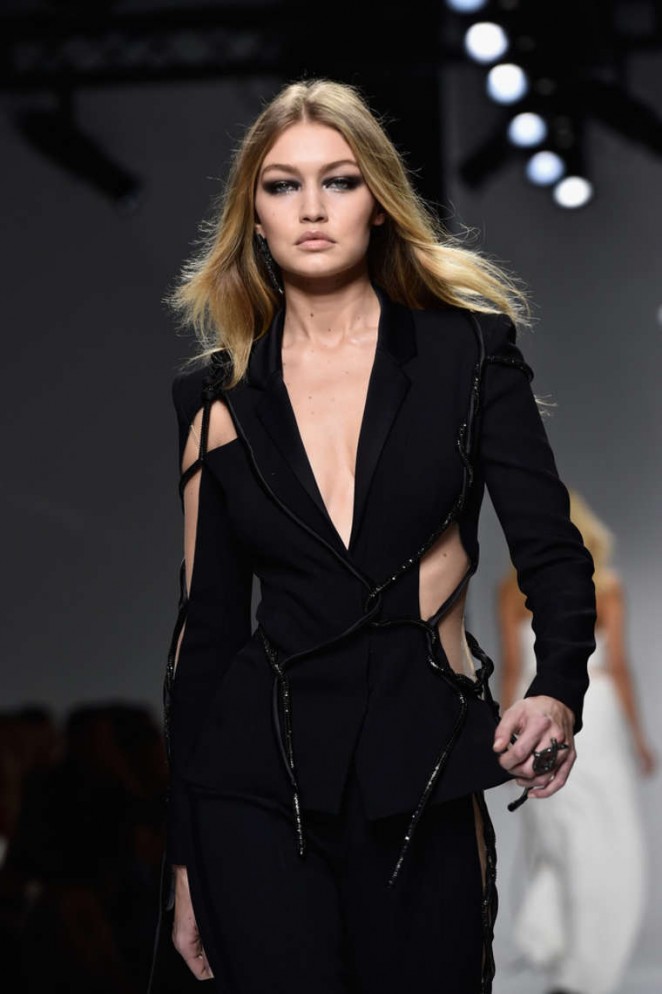 Gigi Hadid - Versace Spring Summer 2016 Fashion Show in Paris