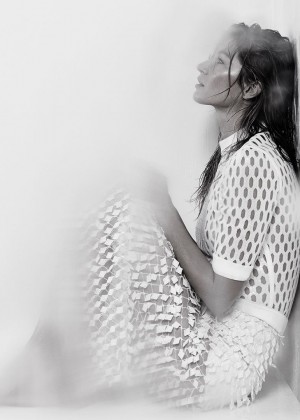 Gisele Bundchen – Zee Nunes Photoshoot for Vogue Brazil May 2015 – GotCeleb