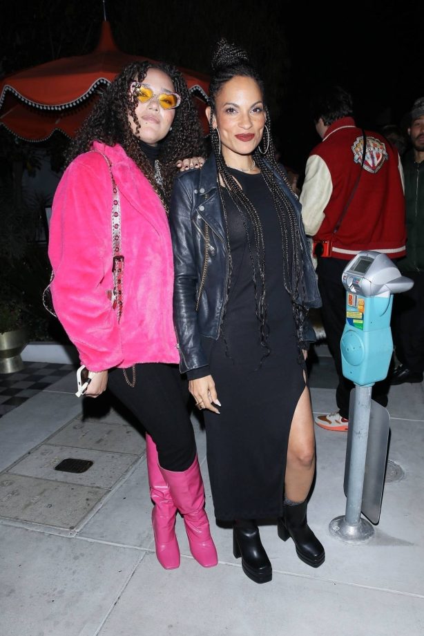 Goapele - Steps out with a friend at The Bird Streets Club in West Hollywood