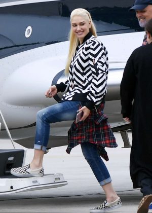 Gwen Stefani at Van Nuys Airport in Los Angeles