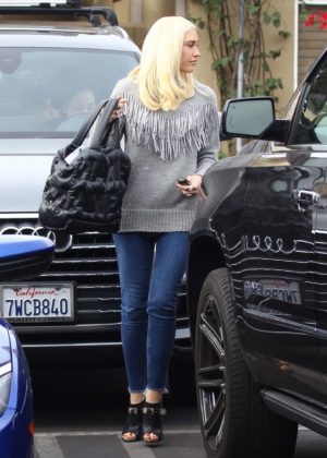 Gwen Stefani - Heading to church in Los Angeles