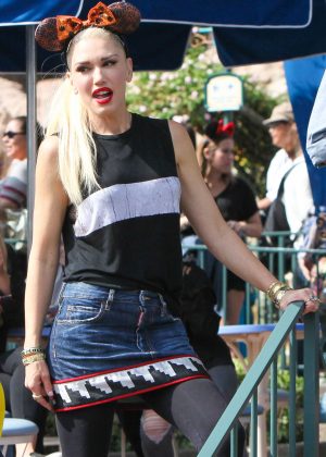 Gwen Stefani in Jeans Skirt at Disneyland in Anaheim