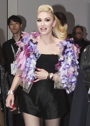 Gwen Stefani  KEITA MARUYAMA Fashion Show 2016 in Tokyo