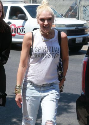Gwen Stefani - Leaving the Museum Of Ice Cream in Los Angeles