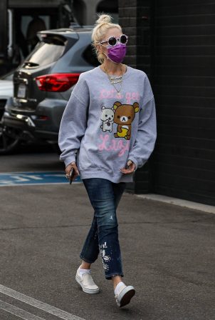 Gwen Stefani - Spotted outside XIV Karats in Beverly Hills