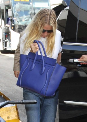 Gwyneth Paltrow in Jeans at LAX in LA