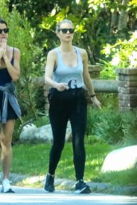Gwyneth Paltrow - Out for a hike in Los Angeles