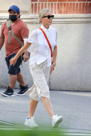 Gwyneth Paltrow - Out in New York City