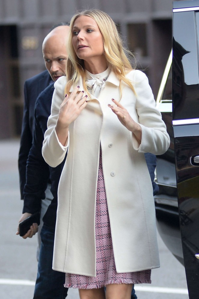 Gwyneth Paltrow - Visiting CBS This Morning in Manhattan