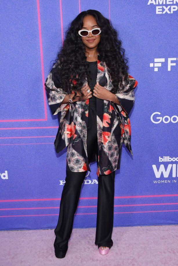 H.E.R. - 2022 Billboard Women in Music Awards held at the YouTube Theater