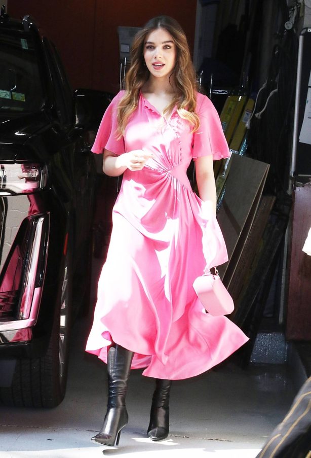 Hailee Steinfeld - In pink dress at Live with Kelly and Mark in New York