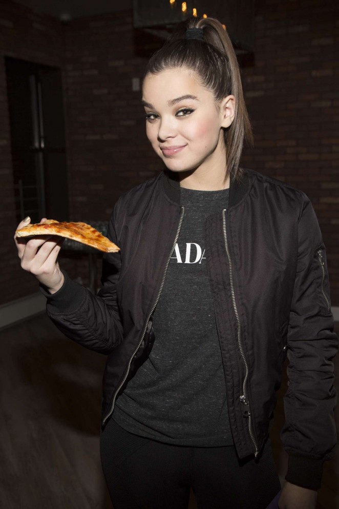 Hailee Steinfeld - Meet and Greet at The Chord Club by Billboard in NYC