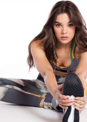 Hailee Steinfeld - Mission Activewear Collection (Fall 2017)