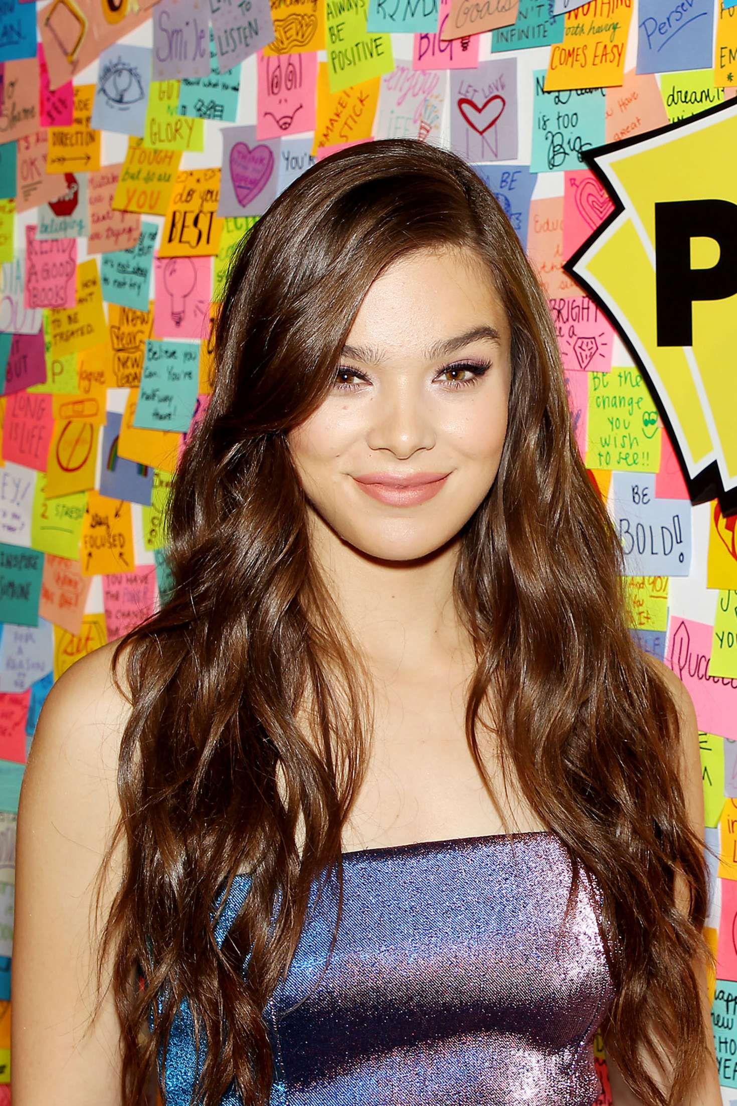 Hailee Steinfeld - Post-it 'Back to School' Promotional Event in New York City