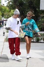 Hailey Baldwin and Justin Bieber - Out for breakfast in West Hollywood