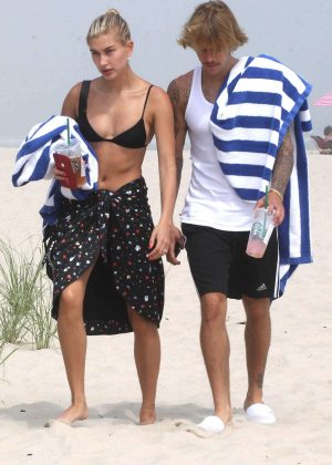 Hailey Baldwin in Bikini Top with Justin Bieber on the beach in The Hamptons