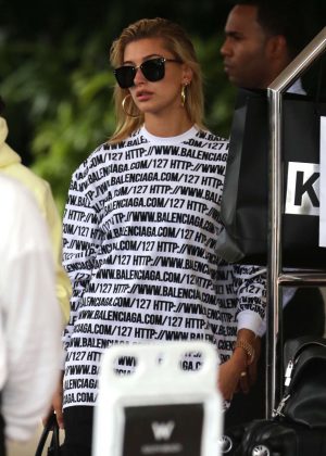 Hailey Baldwin - Leaves her hotel in Miami
