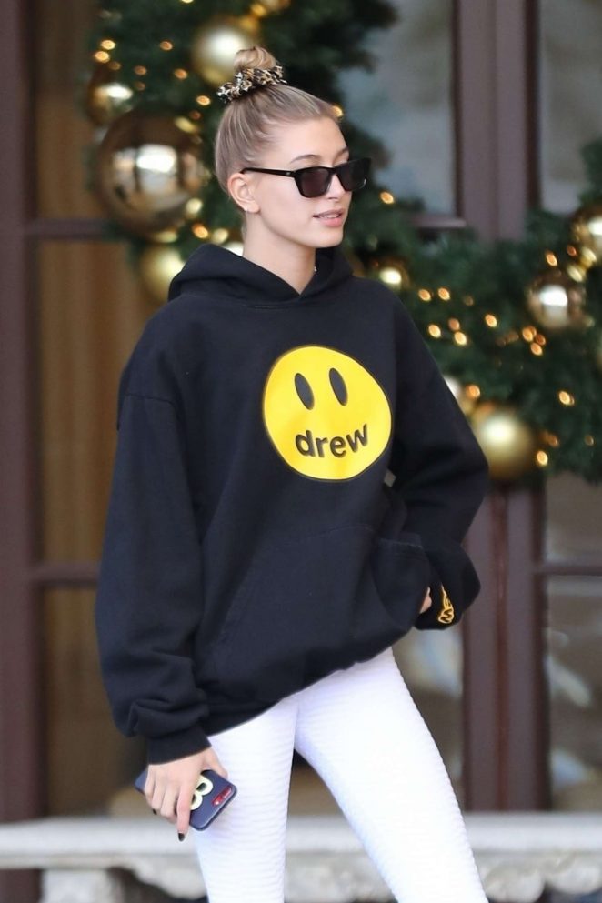 Hailey Baldwin - Leaving the Montage Hotel in Beverly Hills