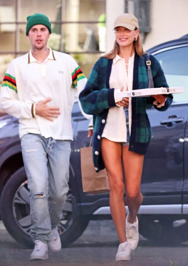Hailey Baldwin - With Justin Bieber seen leaving a dinner date at 'Tre Lune' in Montecito