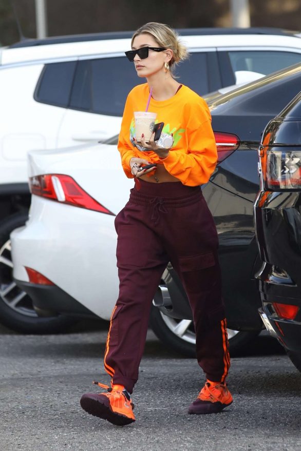 Hailey Bieber - Hits up the dance studio in West Hollywood