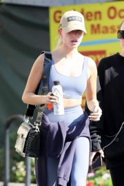 Hailey Bieber - Leaving the gym in Los Angeles