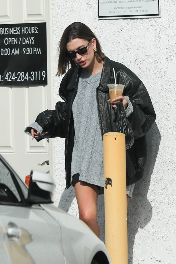 Hailey Bieber - Seen with a friend at Sushi Fumi in Los Angeles