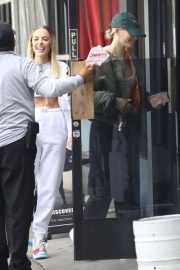 Hailey Bieber - Steps out for lunch with a friend