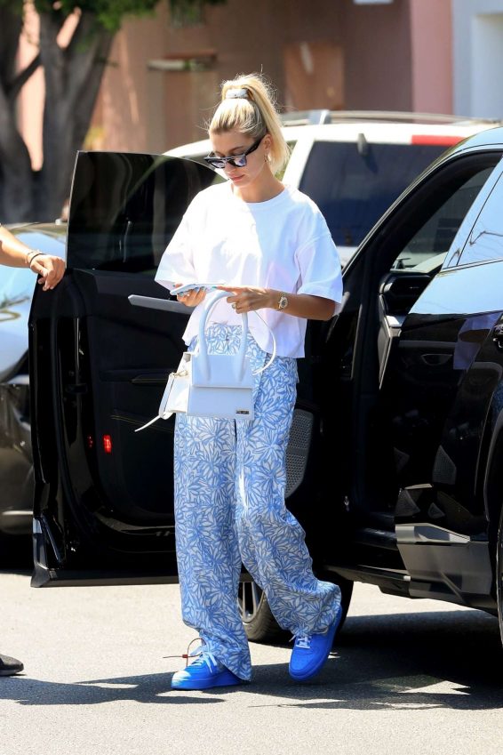 Hailey Bieber - Visiting the Nine Zero One hair salon in West Hollywood