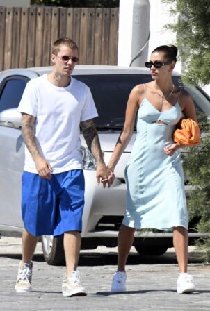 Hailey Bieber - With Justin Bieber on a romantic stroll out on their Greek holiday to Mykonos