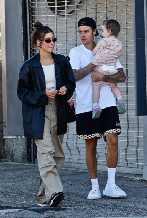 Hailey Bieber - With Justin Bieber out in Studio City