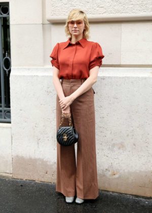 Haley Bennett Chloe - Pictured at SS18 Fashion Show in Paris