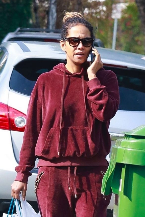 Halle Berry in Sweatsuit - Out in Los Angeles