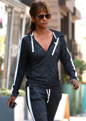Halle Berry - Leaving a meeting in West Hollywood
