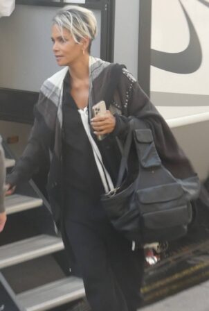 Halle Berry - On the set of 'Our Man From Jersey' in London