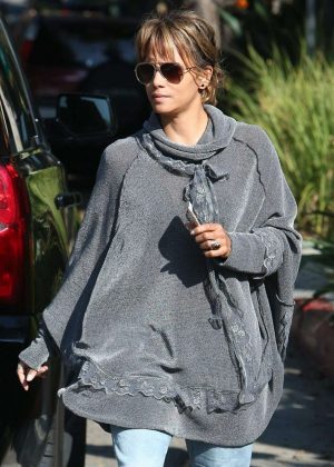 Halle Berry - Out in Los Angeles