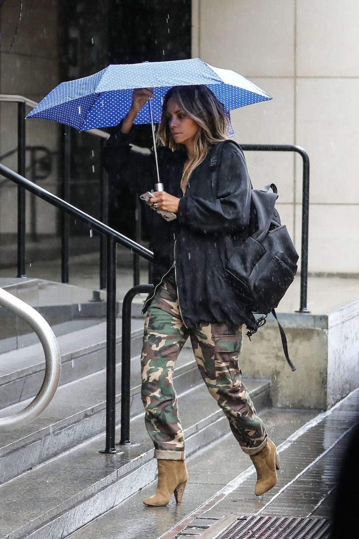 Halle Berry - Wearing camouflage army pants in Beverly Hills