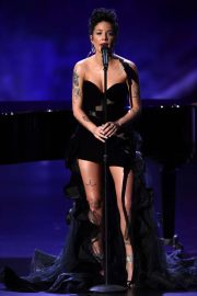 Halsey - 2019 Emmy Awards Performance in Los Angeles