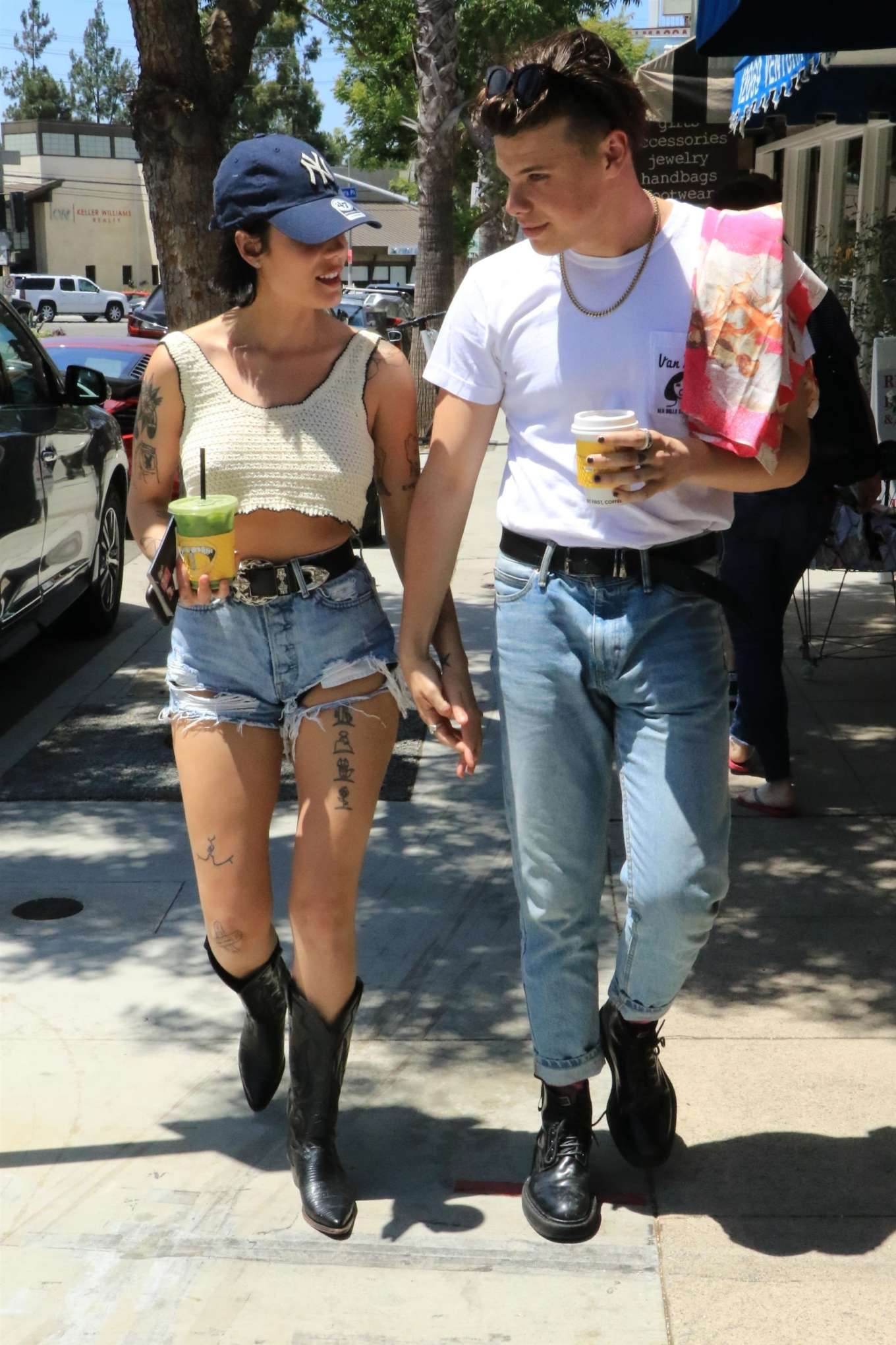Halsey and boyfriend Yungblud â€“ Out in Studio City