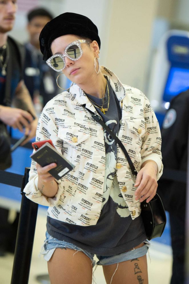 Halsey - Arrives at JFK Airport in New York City