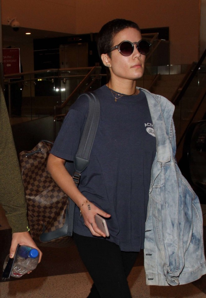 Halsey - Arriving at LAX Airport in LA