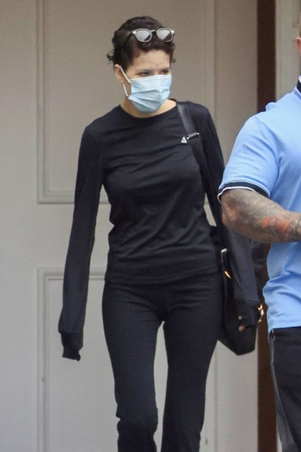Halsey - Spotted at cosmetic dermatology center Epione in Beverly Hills