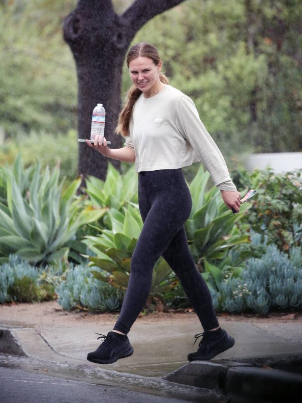Hannah Brown - Spotted while out in Los Angeles