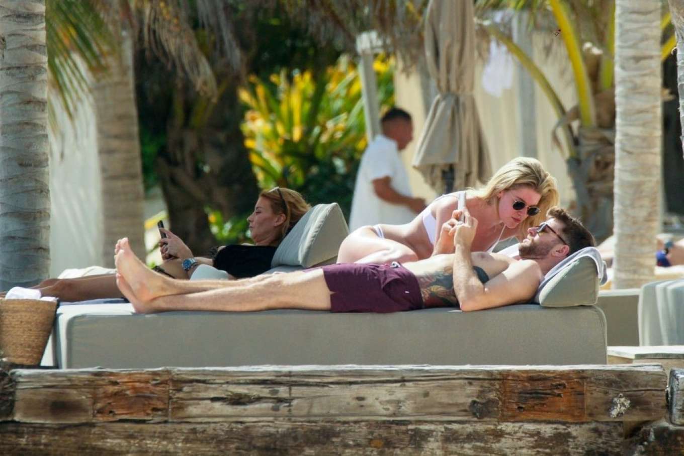 Hannah Cooper and Joel Dommett - Spotted in Tulum. 